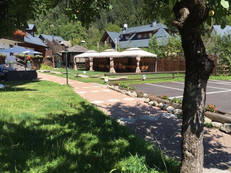Hotel Tarvisio Four Seasons מראה חיצוני תמונה